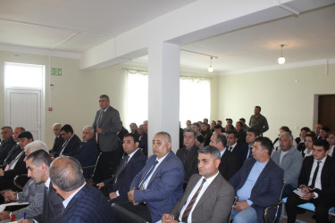 Göygöl Rayon İcra Hakimiyyətinin başçısı Elvin Paşayev Nadil kəndində səyyar qəbul keçirib