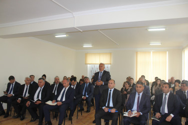 Göygöl Rayon İcra Hakimiyyətinin başçısı Elvin Paşayev Şəhriyar kəndində səyyar qəbul keçirib
