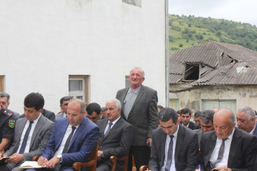 Göygöl Rayon İcra Hakimiyyətinin başçısı Elvin Paşayev Sarısu kəndində səyyar qəbul keçirib