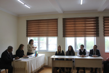 Göygöl rayonunda “Konstitusiya və suverenlik ili” çərçivəsində növbəti görüş Üçtəpə kənd tam orta məktəb kollektivi ilə keçirilib