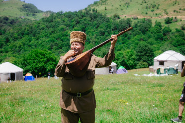 Göygöl rayonunun “Xan yurdu” etnoqəsəbəsində keçirilən "III Milli Yaylaq Festivalı" ikinci günündə fəaliyyətini davam etdirib