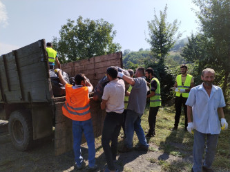 Göygöl rayonunun Aşıqlı kəndində təmizlik aksiyası keçirilib