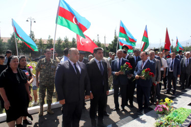 Bu gün Vətən Müharibəsi şəhidi Bayramov Samir Elxan oğlunun doğum günü ilə bağlı anım mərasimi keçirilib