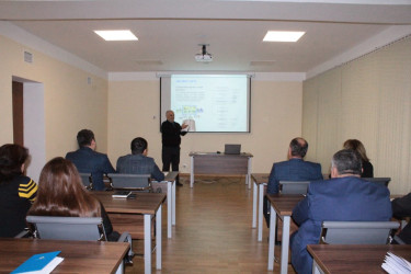 "Kadr potensialının gücləndirilməsi" layihəsi çərçivəsində növbəti təlim keçirilib