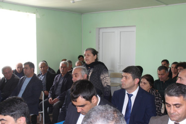 Göygöl Rayon İcra Hakimiyyətinin başçısı Elvin Paşayev Əlimədədli kəndində səyyar qəbul keçirib