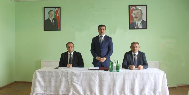 Göygöl Rayon İcra Hakimiyyətinin başçısı Elvin Paşayev Əlimədədli kəndində səyyar qəbul keçirib