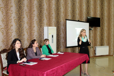 “Azərbaycan qadınının tolerant və mütərəqqi cəmiyyətin formalaşmasında rolu” mövzusunda iki günlük seminar keçirilib