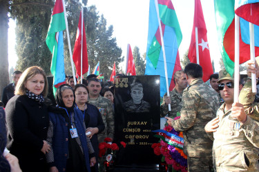 Vətən müharibəsi şəhidi Cəfərov Surxay Cümşüd oğlunun ikinci ildönümü məzarı başında qeyd edilib və ailəsi ziyarət olunub