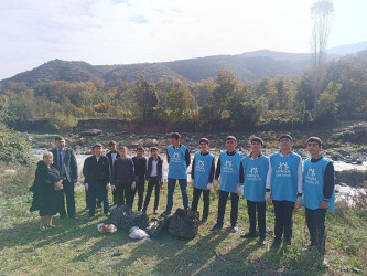 Göygöl rayonu Topalhəsənli kəndi ərazisində “Təmiz Topalhəsənli” devizi altında təmizlik aksiyası təşkil olunub