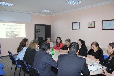 Göygöl rayonunda “Məişət zorakılığı törətmiş şəxslər üçün psixoloji reabilitasiya proqramlarının hazırlanması” mövzusunda dəyirmi masa keçirilib