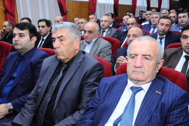 Qarşıda duran vəzifələrə həsr olunmuş müşavirə