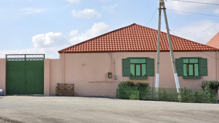 Göygöl abadlaşır