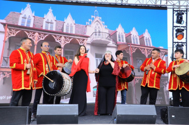 Festival zəngin proqramla yadda qaldı