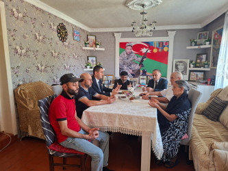 Anım Günü ərəfəsində Vətən Müharibəsi şəhidlərinin ailələri  ziyarət edilib