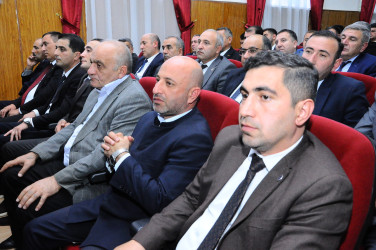 Qarşıda duran vəzifələrə həsr olunmuş müşavirə