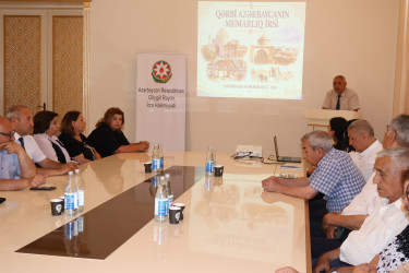 Qərbi Azərbaycan ziyalıları ilə görüş keçirilib