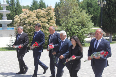 Göygöl rayonunda Ümummilli Lider Heydər Əliyevin 102 illiyinə həsr olunmuş konfrans keçirilib