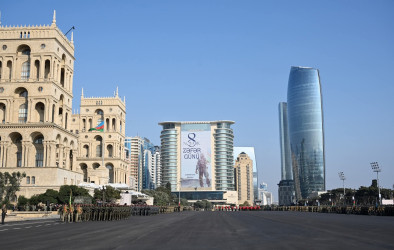 Bakıda Vətən müharibəsində Qələbənin beşinci ildönümünə həsr olunmuş Hərbi parad keçirilib.