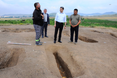 Arxeoloji qazıntı sahəsinə baxış keçirilib