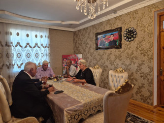 Anım Günü ərəfəsində Vətən Müharibəsi şəhidlərinin ailələri  ziyarət edilib
