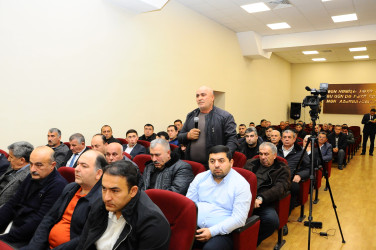 Sahibkar və fermerləri maraqlandıran məsələlər müzakirə edilib