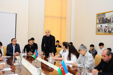 İdman ictimaiyyətinin nümayəndələri ilə görüş olub