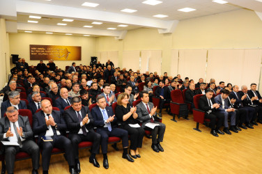 Sahibkar və fermerləri maraqlandıran məsələlər müzakirə edilib