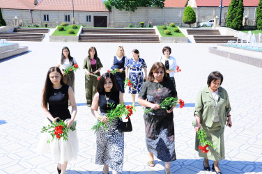 17 iyun Tibb İşçilərinin Peşə Bayramı Günüdür