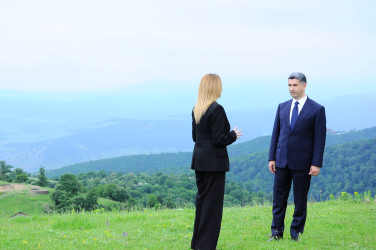 Vüqar Novruzov ARB Televiziyasına geniş müsahibə verib