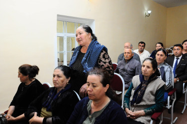 Yeni Zod kəndində səyyar qəbul keçirilib