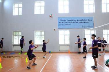 Göygöl rayonunda yeniyetmə voleybolçularla görüş keçirilib