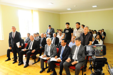 Şəhər sakinləri ilə səyyar qəbul keçirilib
