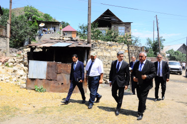 Zurnabad kəndində sakinlərin müraciətləri dinlənilib