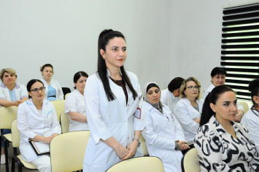 17 iyun Tibb İşçilərinin Peşə Bayramı Günüdür