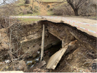 Глава Исполнительной власти осмотрел аварийный мост