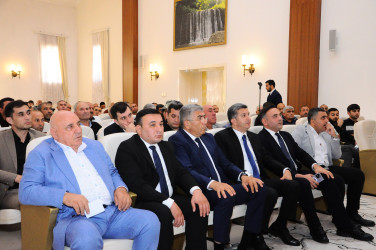 A panel discussion with farmers has been held