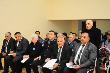 Çaykənd kəndində sakinlərlə səyyar görüş keçirilib