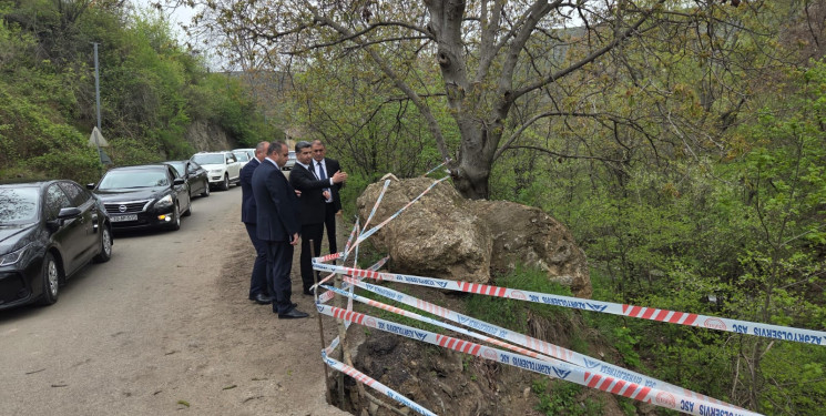 İcra Hakimiyyətinin başçısı qəzalı körpüyə baxış keçirdi