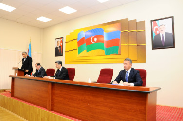 Sahibkar və fermerləri maraqlandıran məsələlər müzakirə edilib