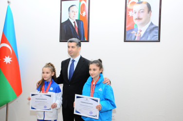 İdman ictimaiyyətinin nümayəndələri ilə görüş olub